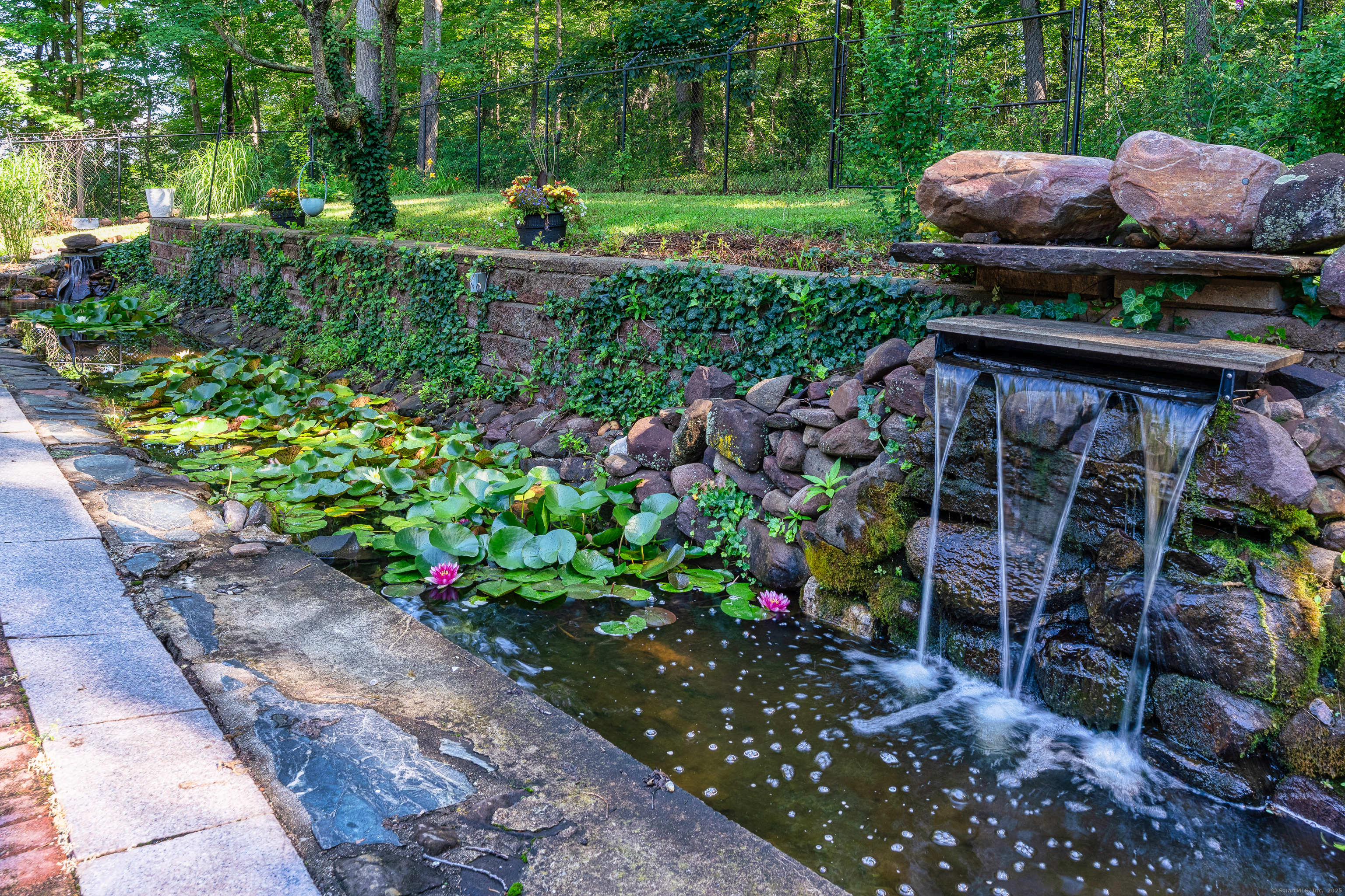 12 Sydney Lane Cromwell CT 06416