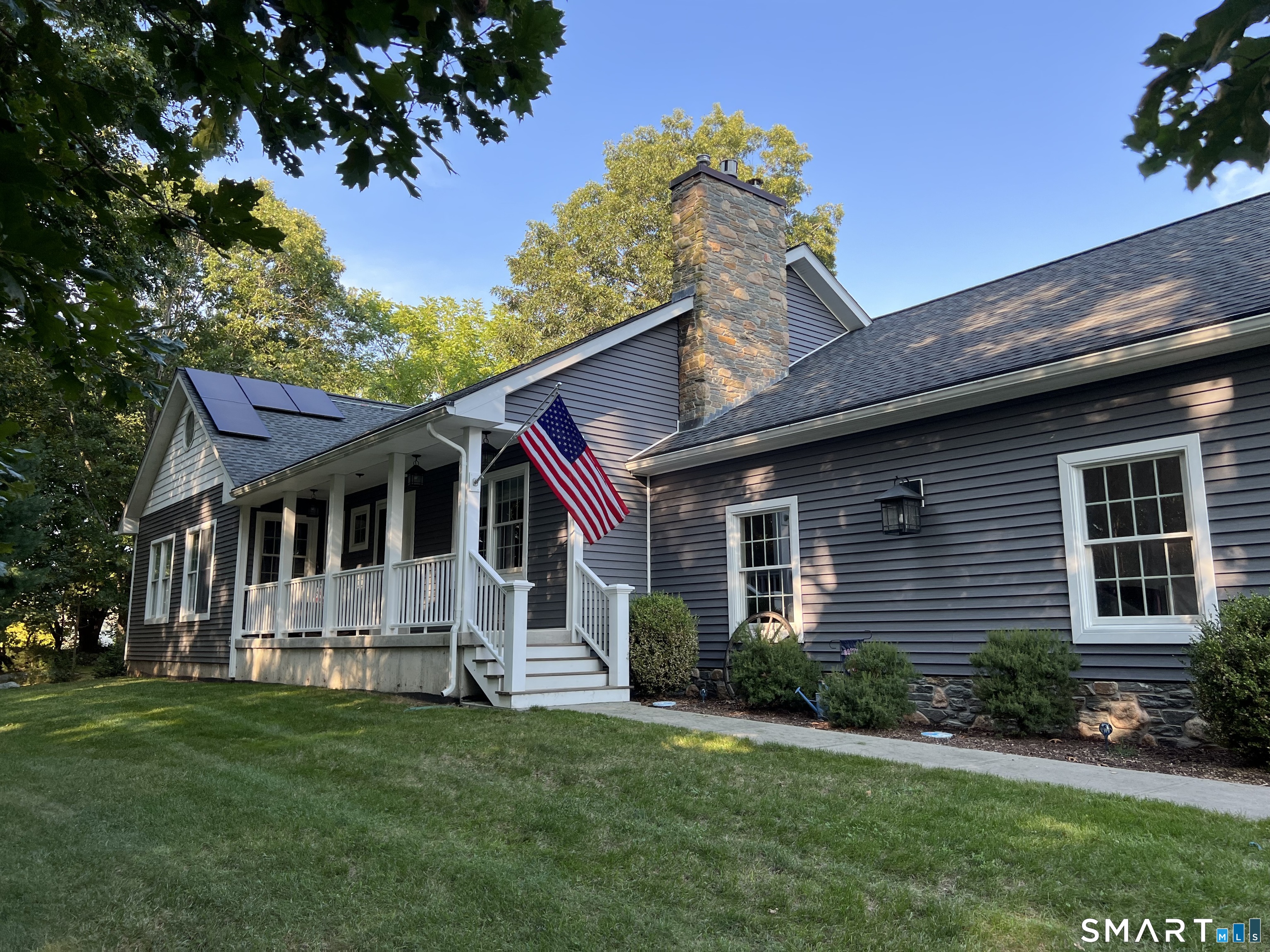 128 Windwood Way Groton CT 06355