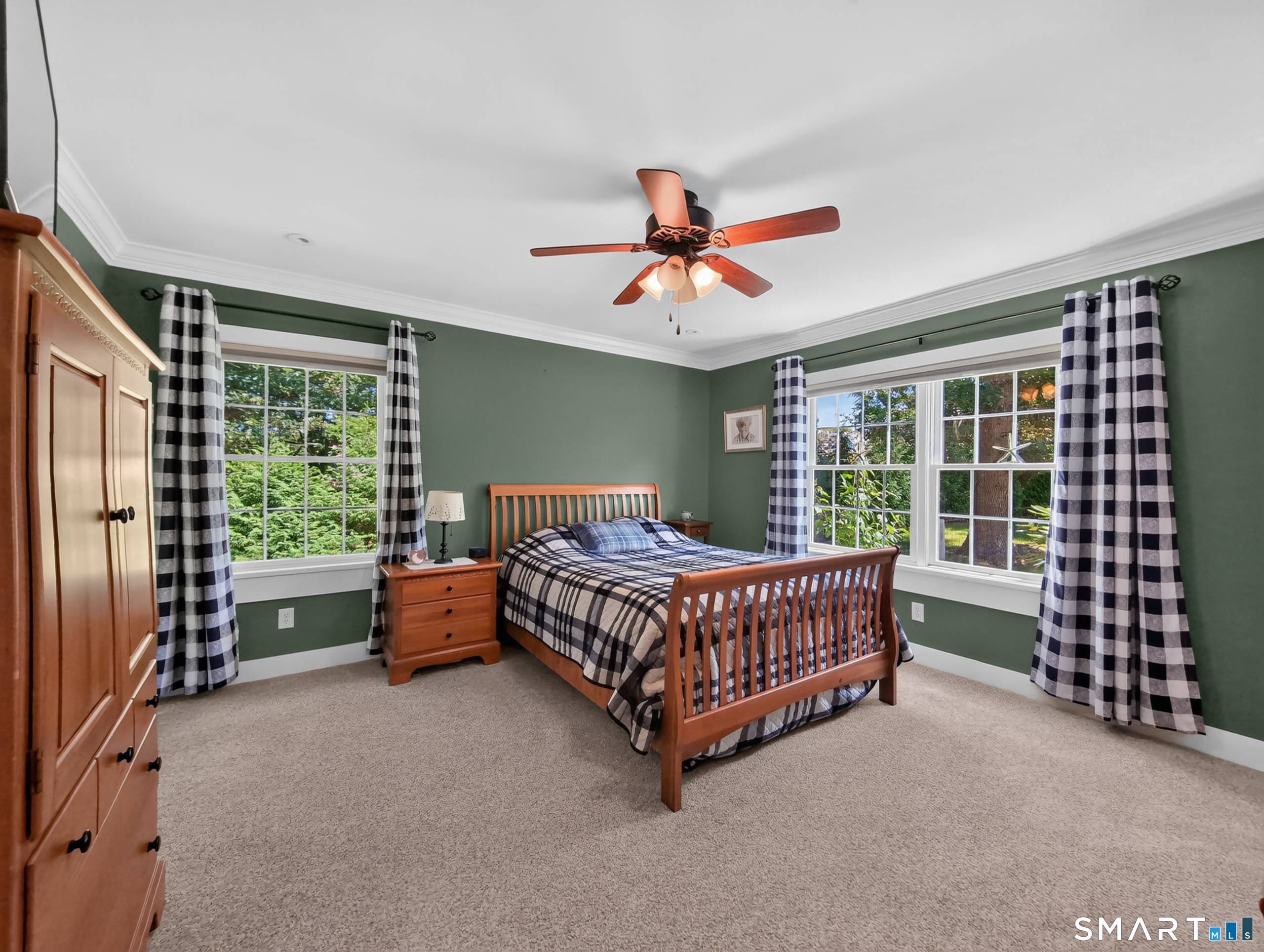 128 Windwood Way Groton CT 06355