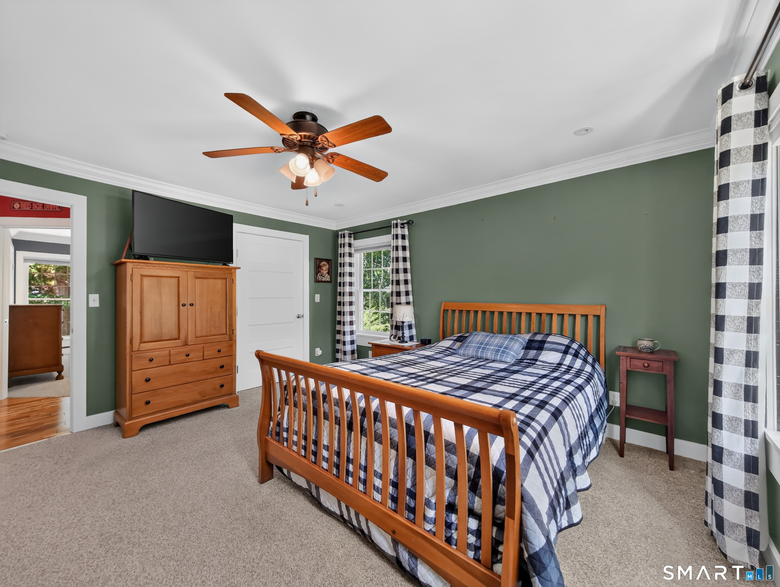 128 Windwood Way Groton CT 06355