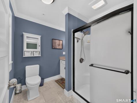 128 Windwood Way Groton CT 06355