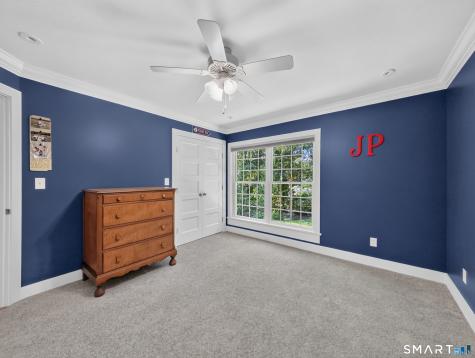 128 Windwood Way Groton CT 06355