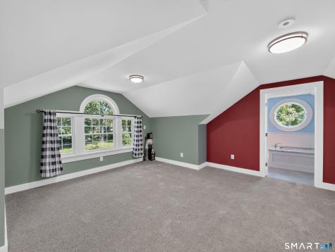 128 Windwood Way Groton CT 06355