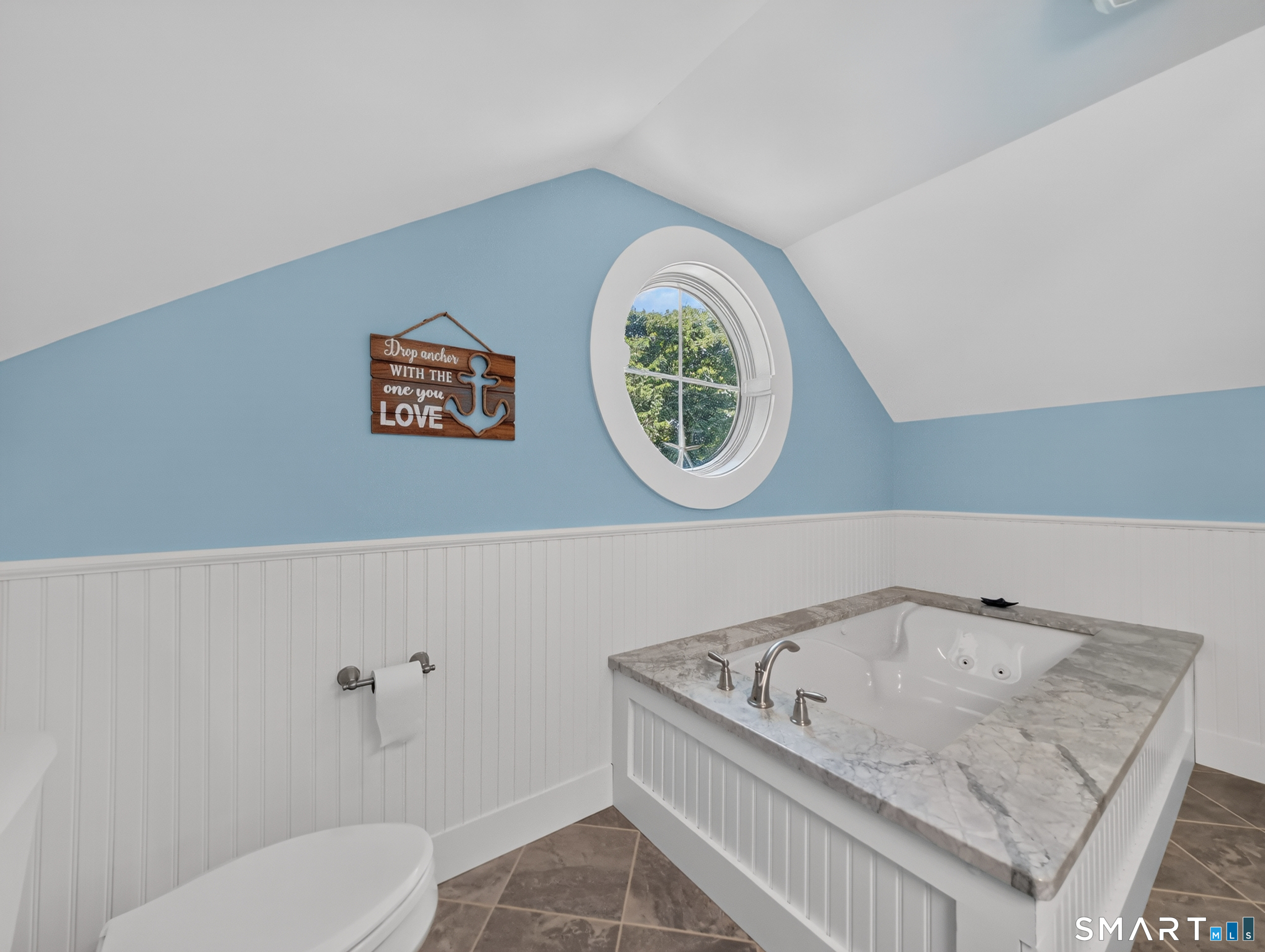 128 Windwood Way Groton CT 06355