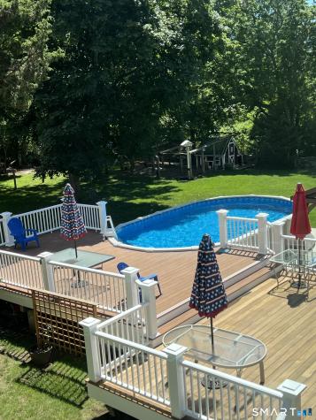 128 Windwood Way Groton CT 06355