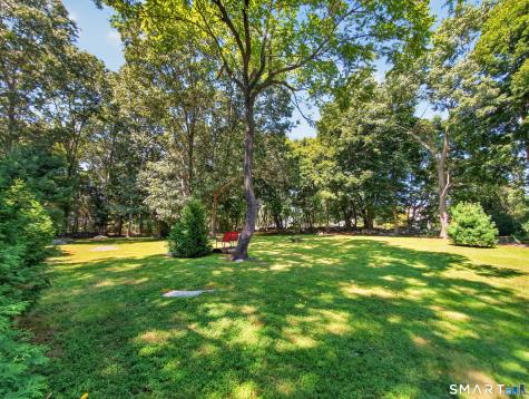 128 Windwood Way Groton CT 06355