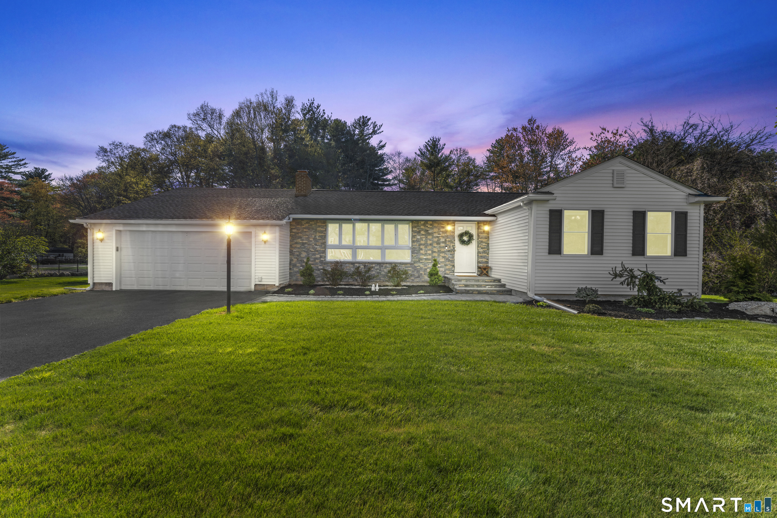 1253 North Street Suffield CT 06078