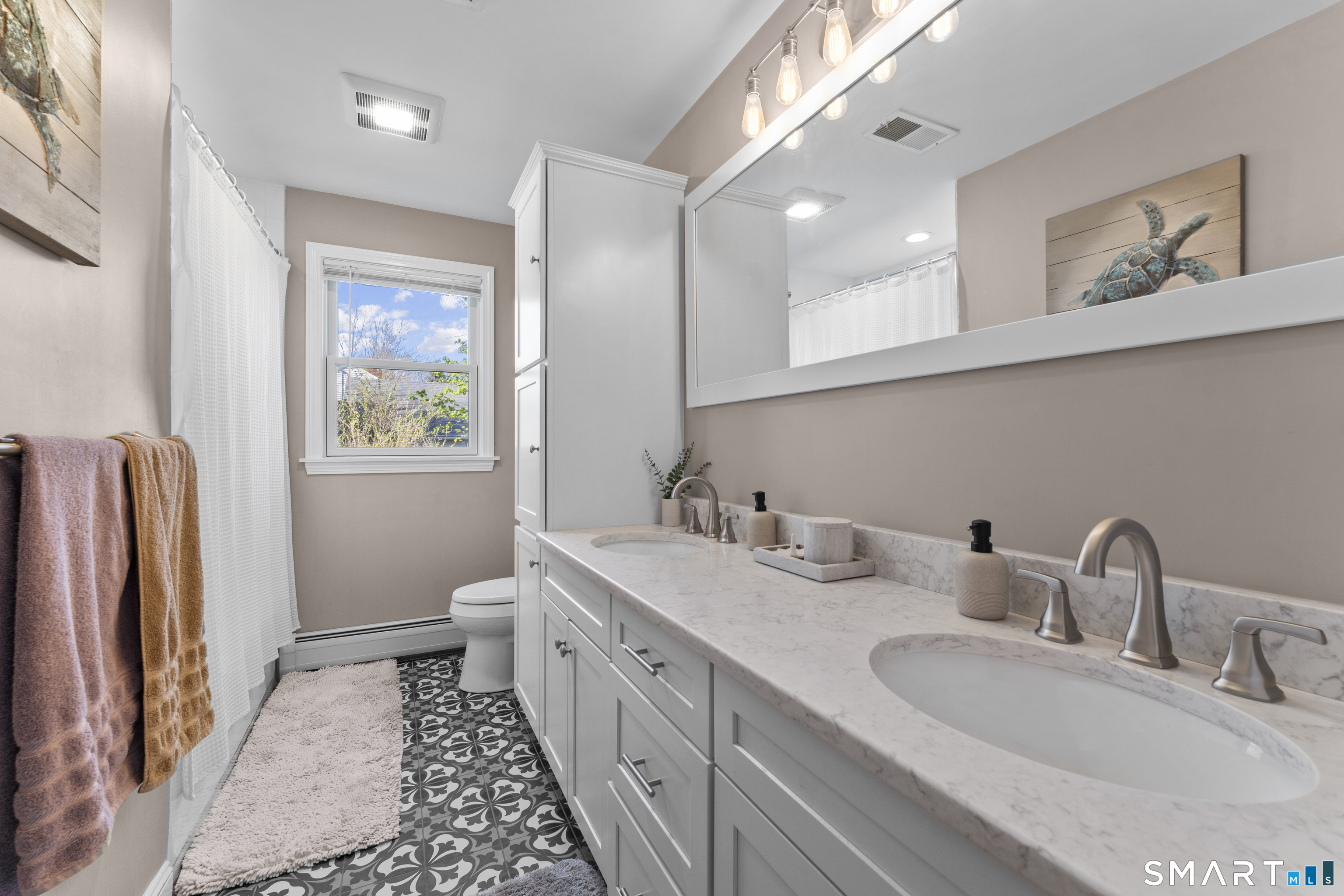 1253 North Street Suffield CT 06078