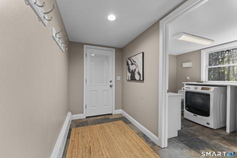 1253 North Street Suffield CT 06078