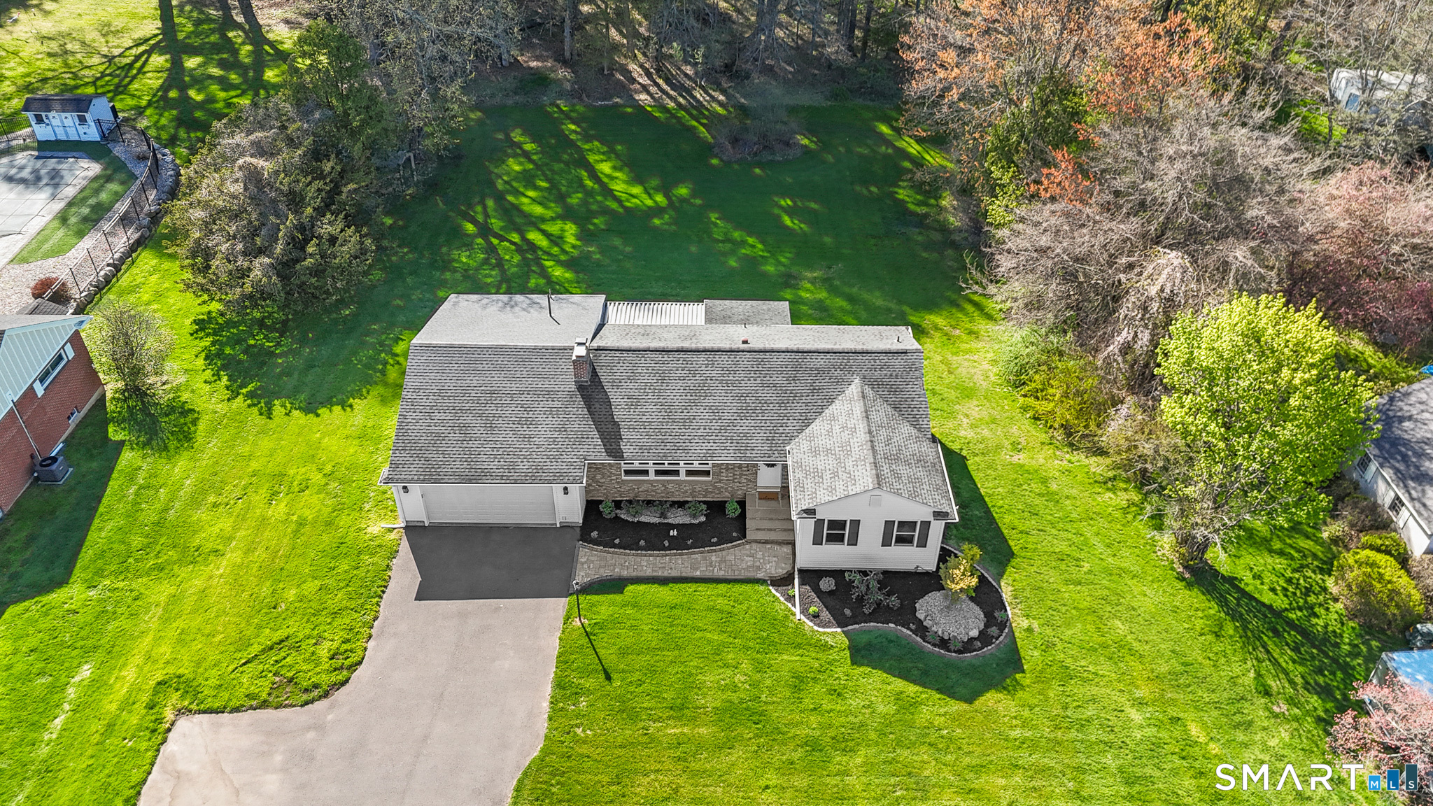 1253 North Street Suffield CT 06078