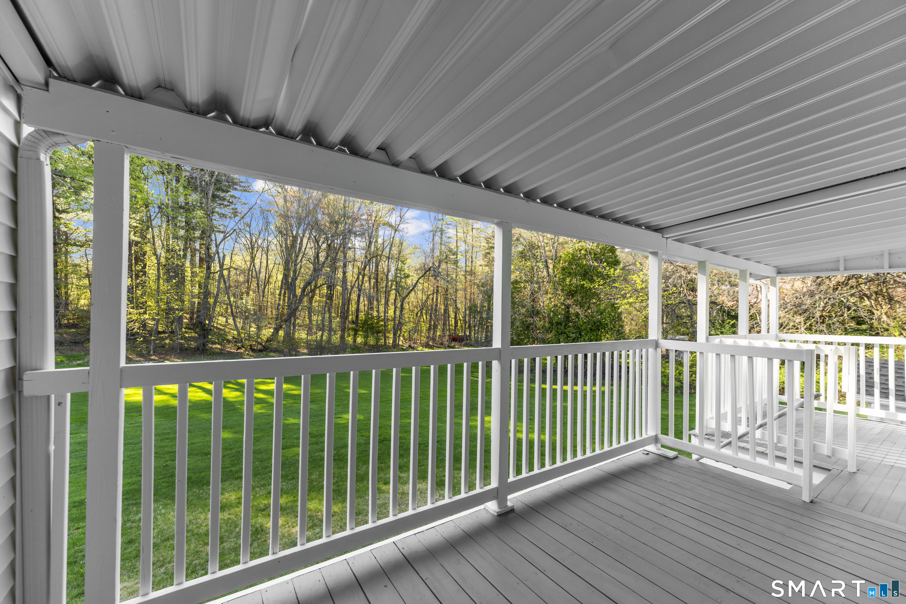 1253 North Street Suffield CT 06078