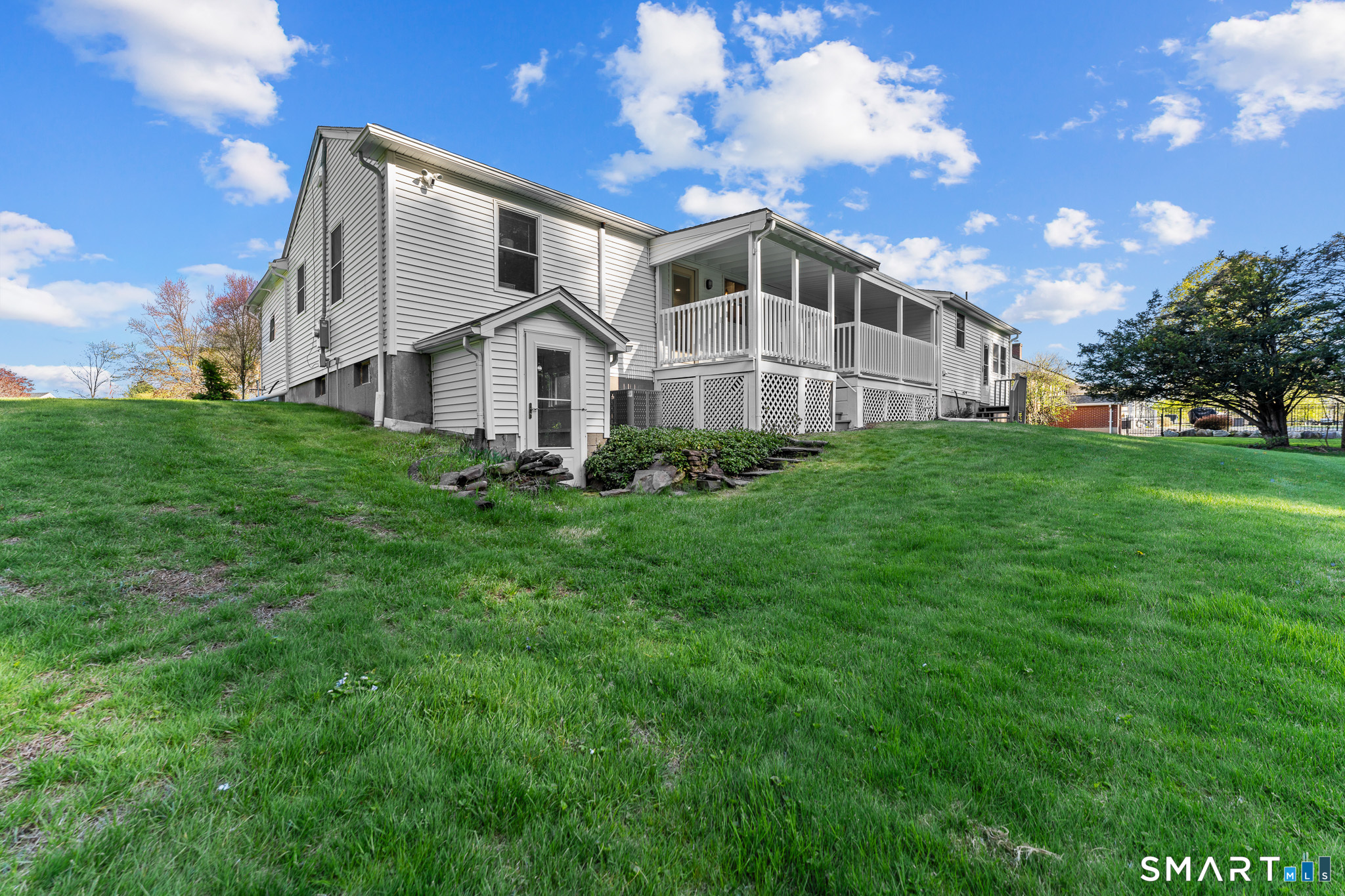 1253 North Street Suffield CT 06078