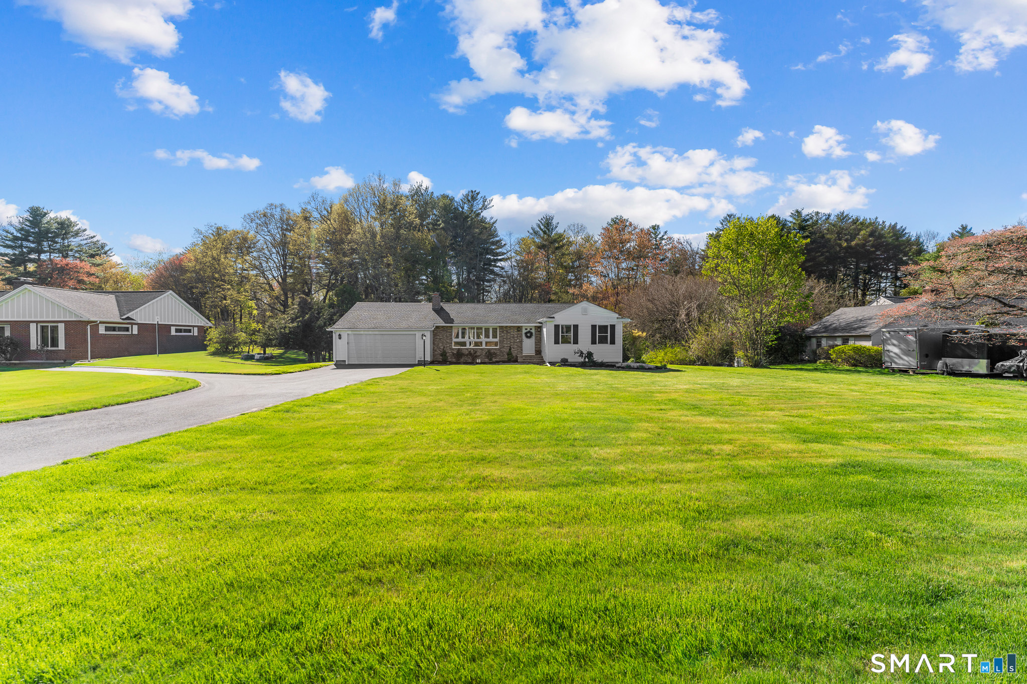 1253 North Street Suffield CT 06078