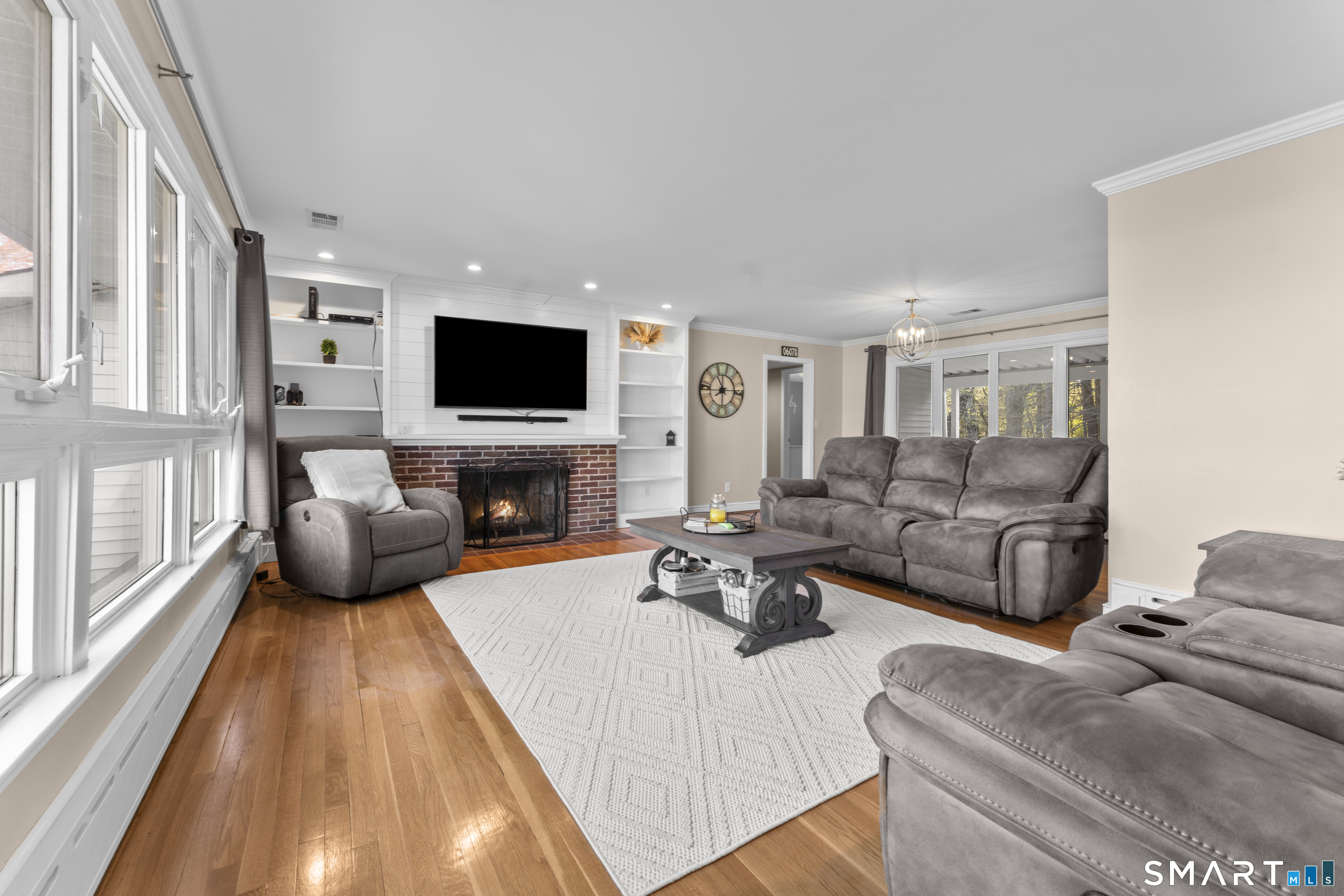 1253 North Street Suffield CT 06078