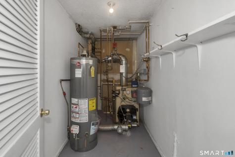 288 Carriage Way Windsor CT 06095