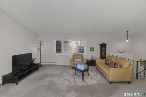 288 Carriage Way Windsor CT 06095
