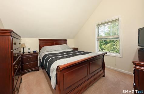 75 Laurel Street East Haven CT 06512