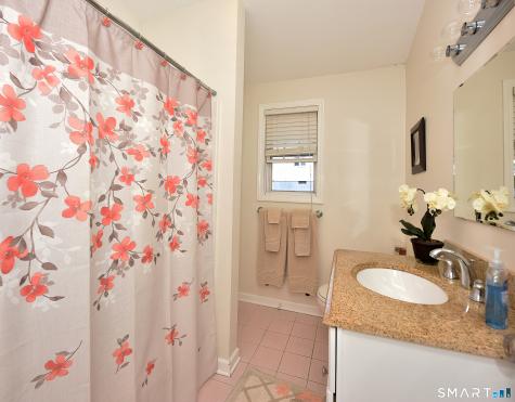 75 Laurel Street East Haven CT 06512