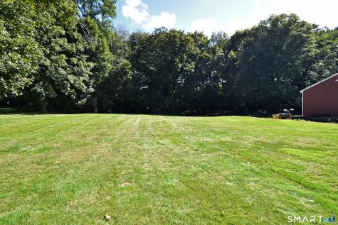 75 Laurel Street East Haven CT 06512