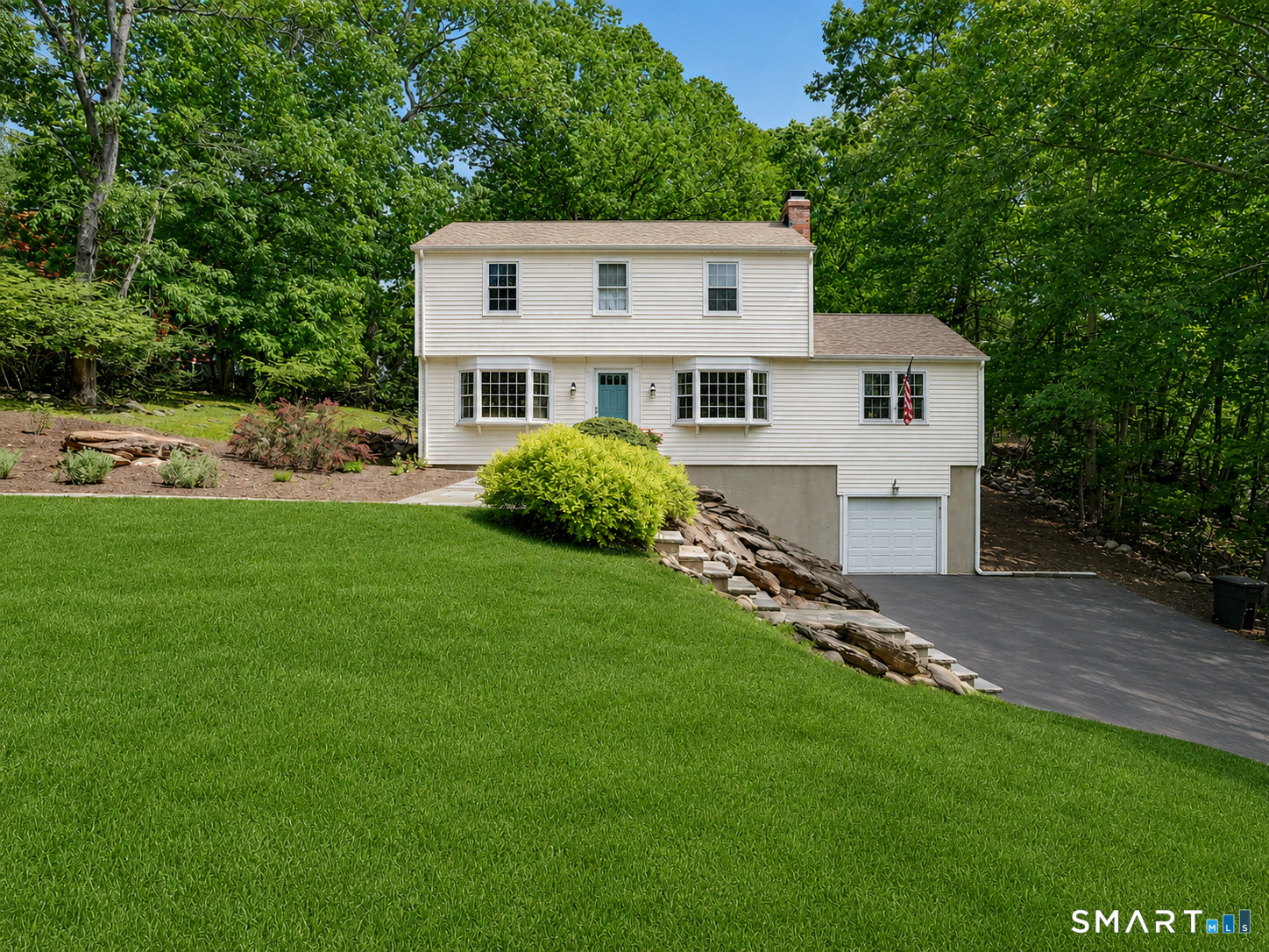 524 Nonopoge Road Fairfield CT 06825