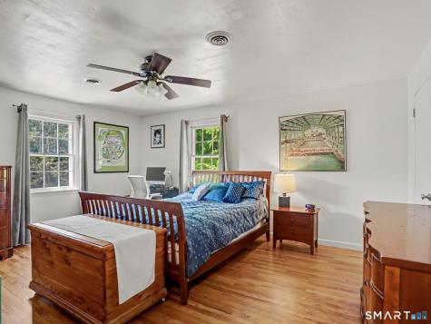 524 Nonopoge Road Fairfield CT 06825