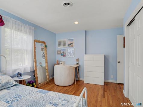 524 Nonopoge Road Fairfield CT 06825