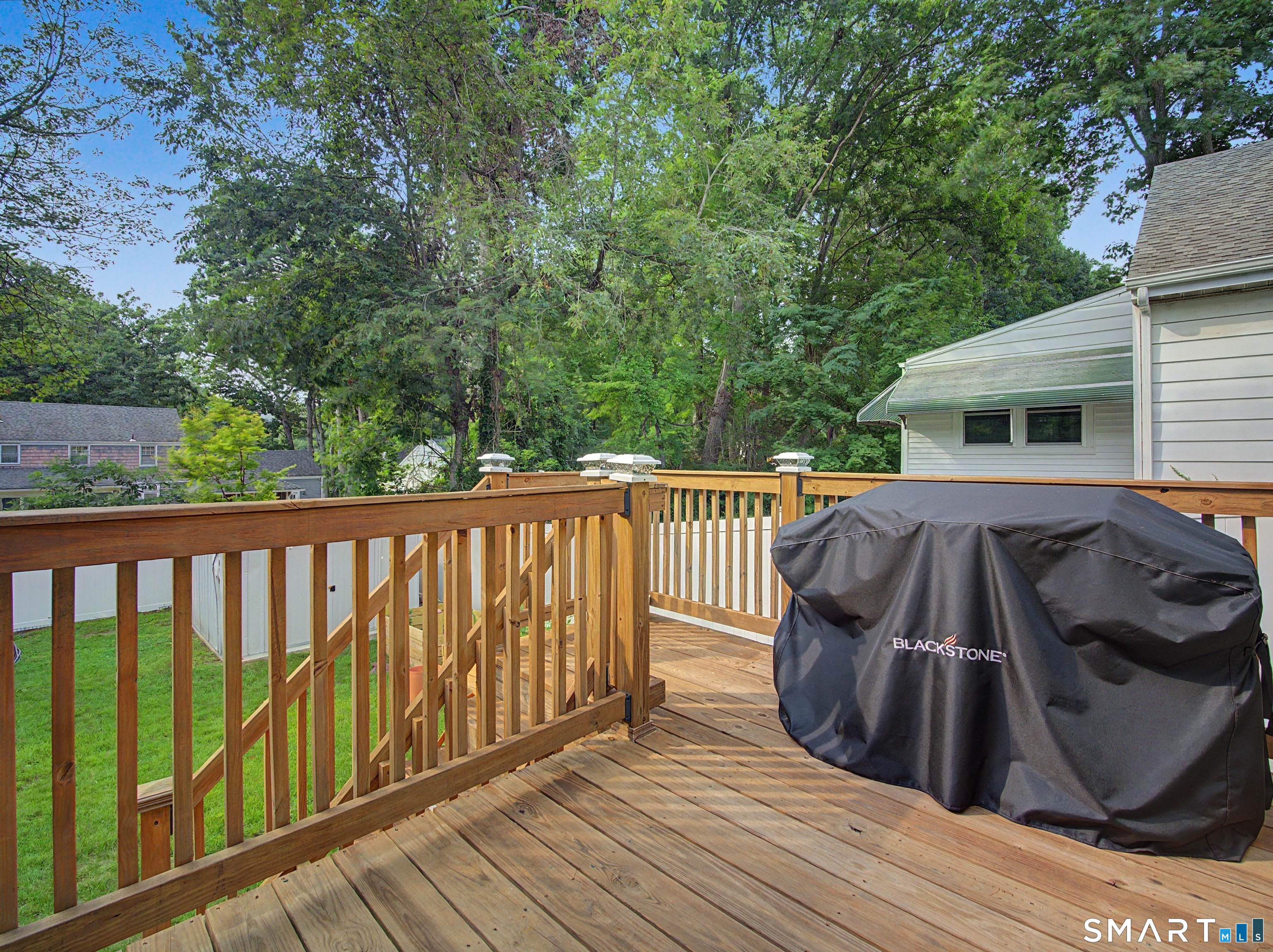 80 Lakeview Terrace New Haven CT 06511