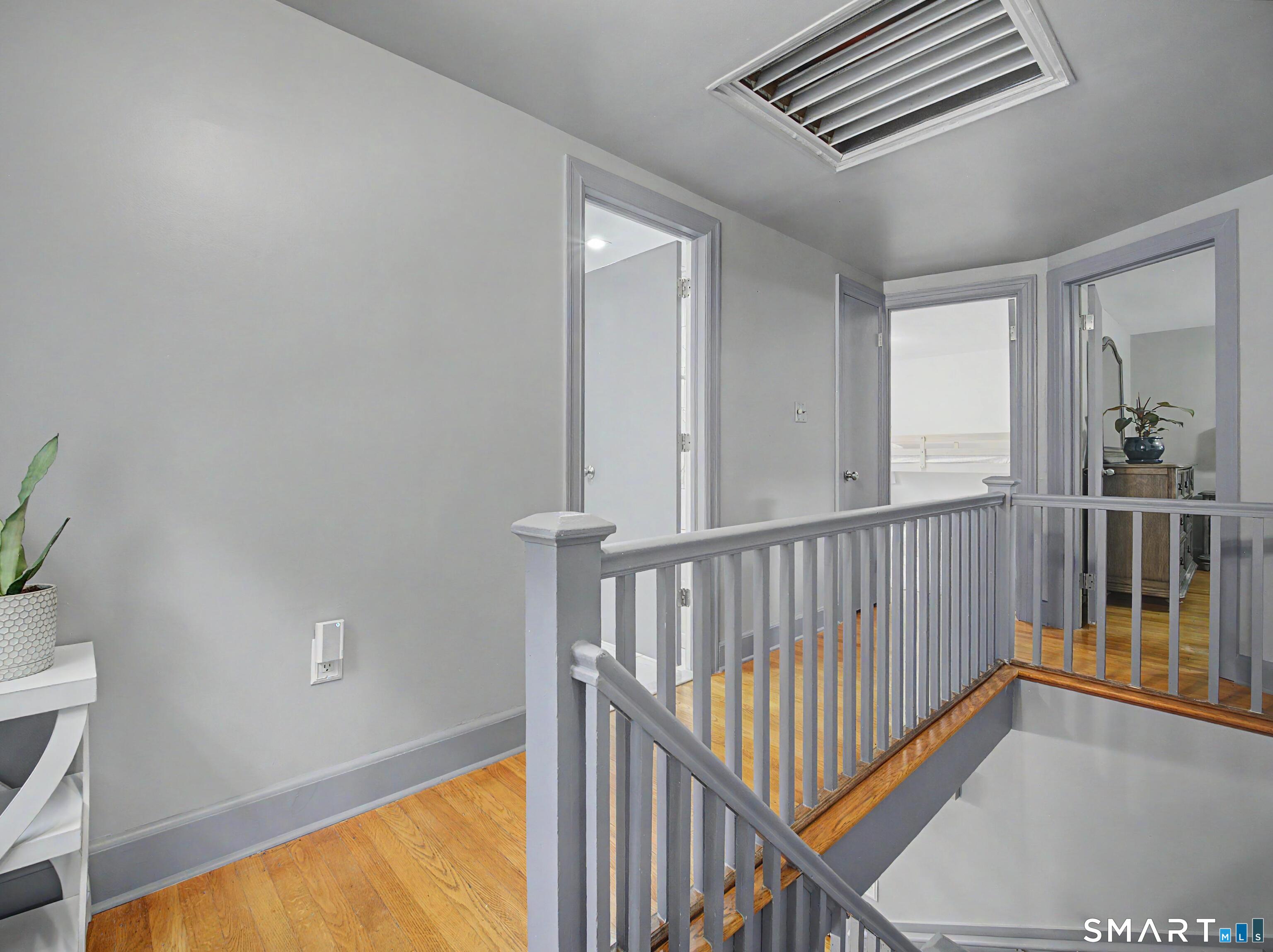 80 Lakeview Terrace New Haven CT 06511