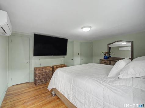 80 Lakeview Terrace New Haven CT 06511