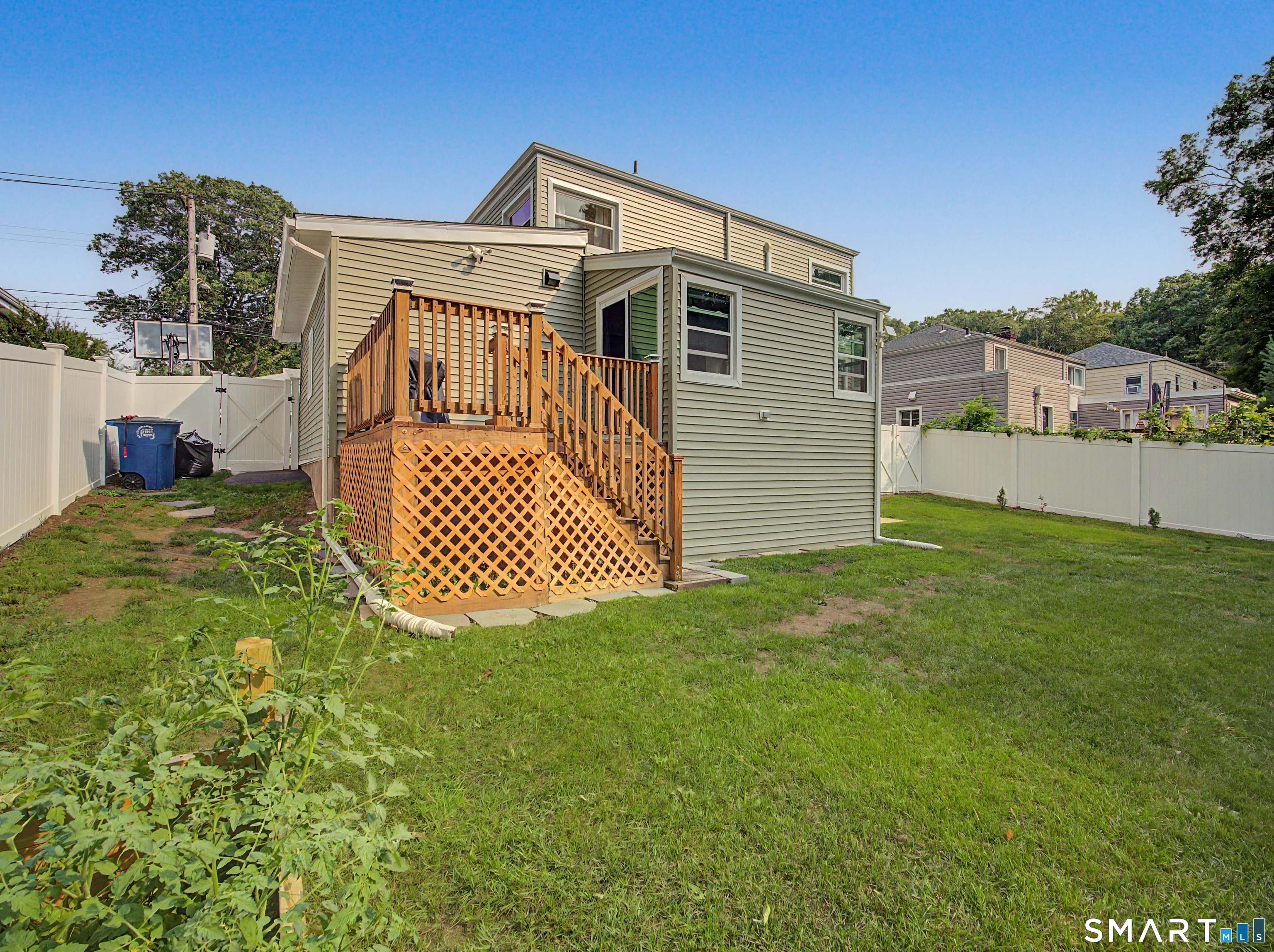 80 Lakeview Terrace New Haven CT 06511