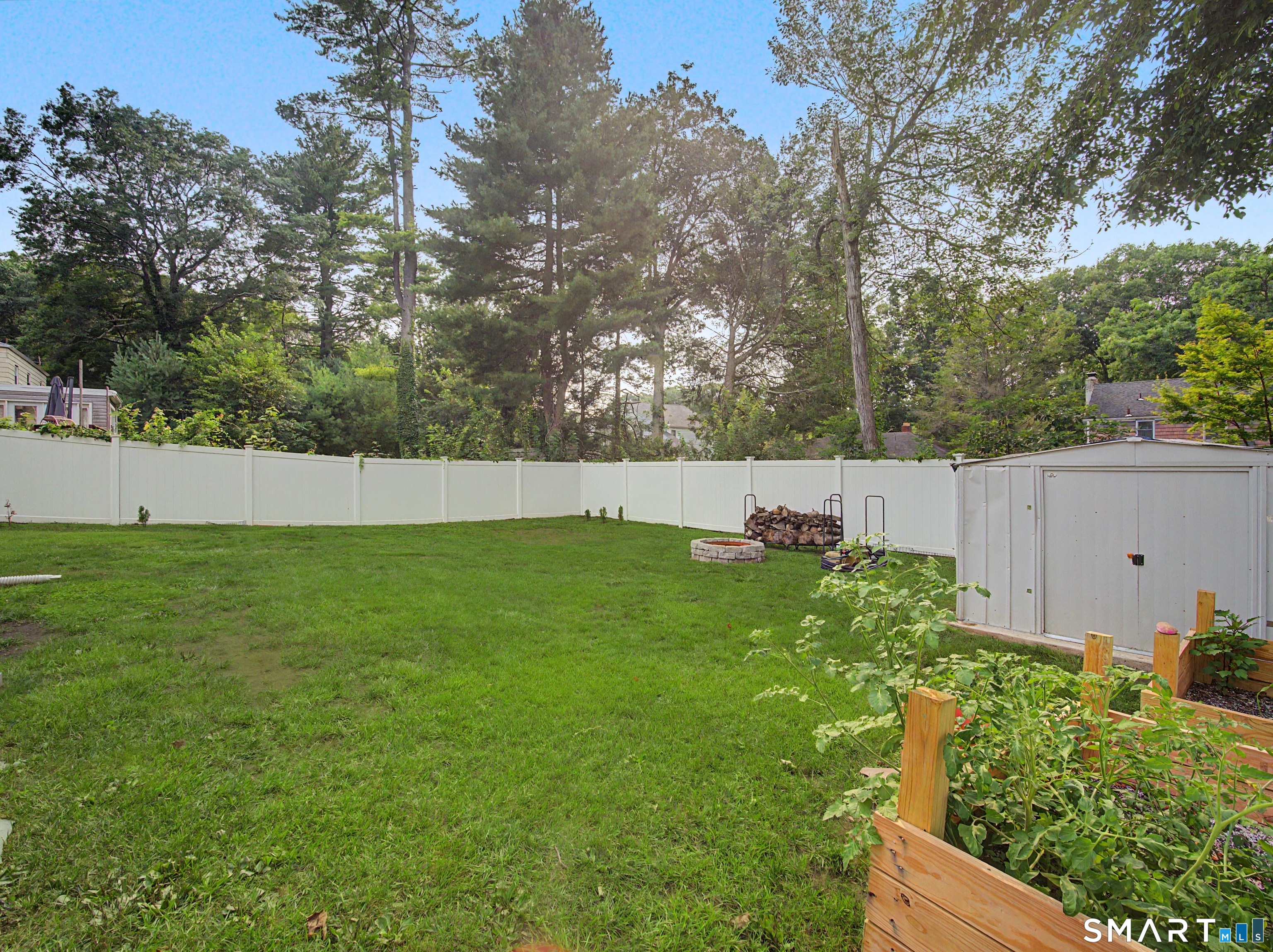 80 Lakeview Terrace New Haven CT 06511