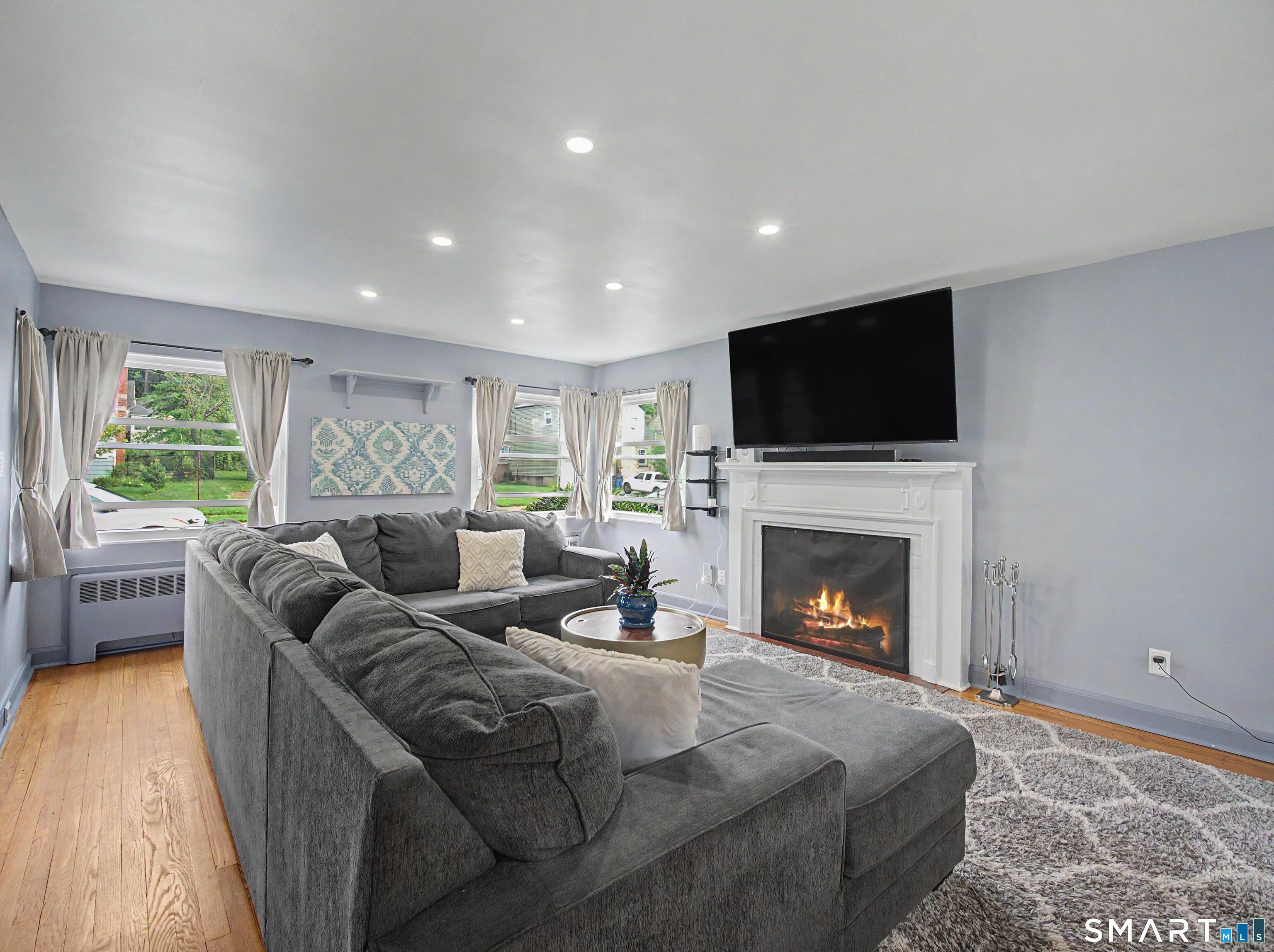 80 Lakeview Terrace New Haven CT 06511