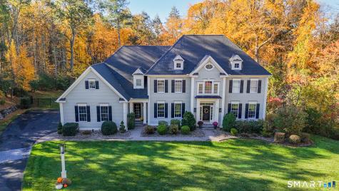 26 Berkshire Crossing Avon CT 06001