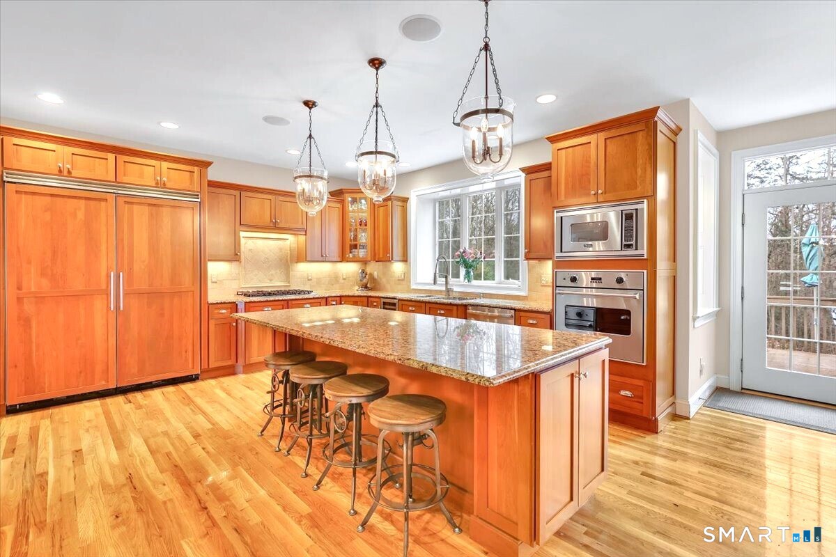 26 Berkshire Crossing Avon CT 06001