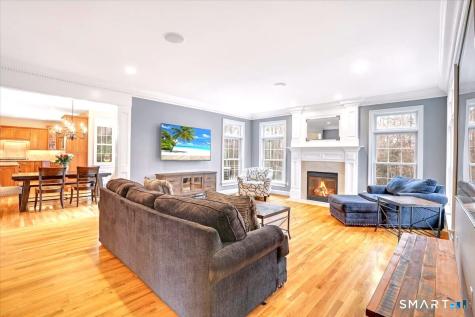 26 Berkshire Crossing Avon CT 06001