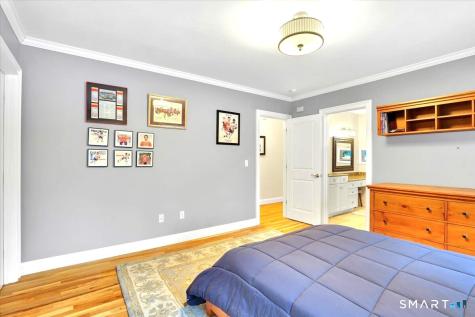 26 Berkshire Crossing Avon CT 06001