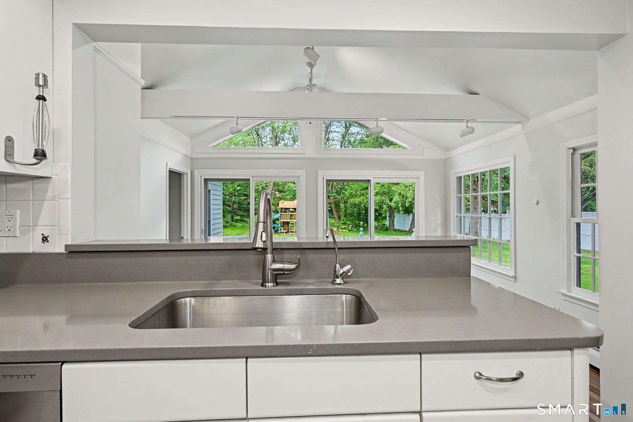 349 Ponus Ridge New Canaan CT 06840