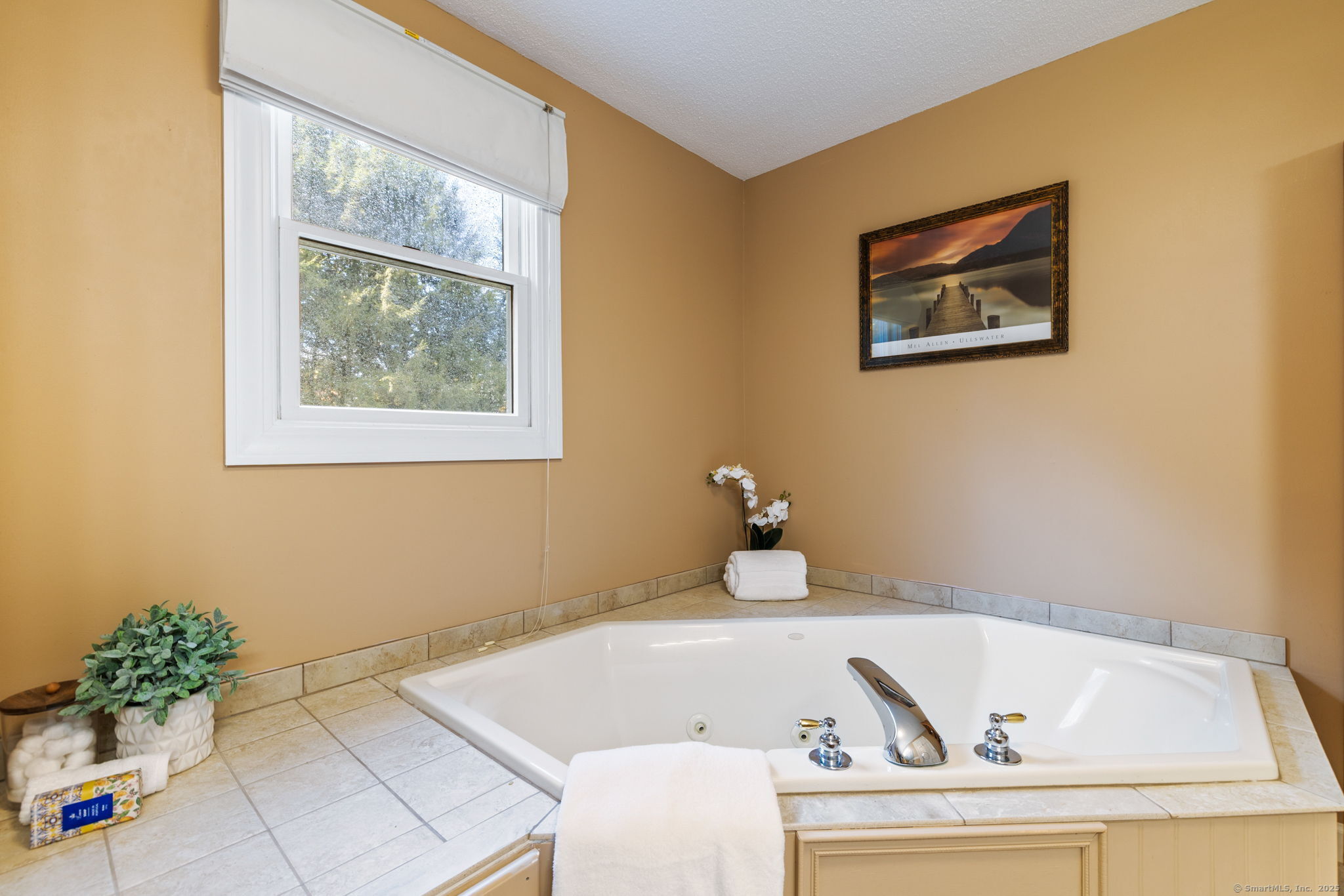 27 Margaret Drive East Windsor CT 06016