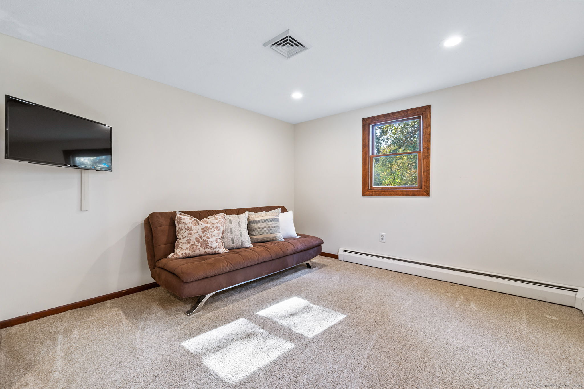 27 Margaret Drive East Windsor CT 06016