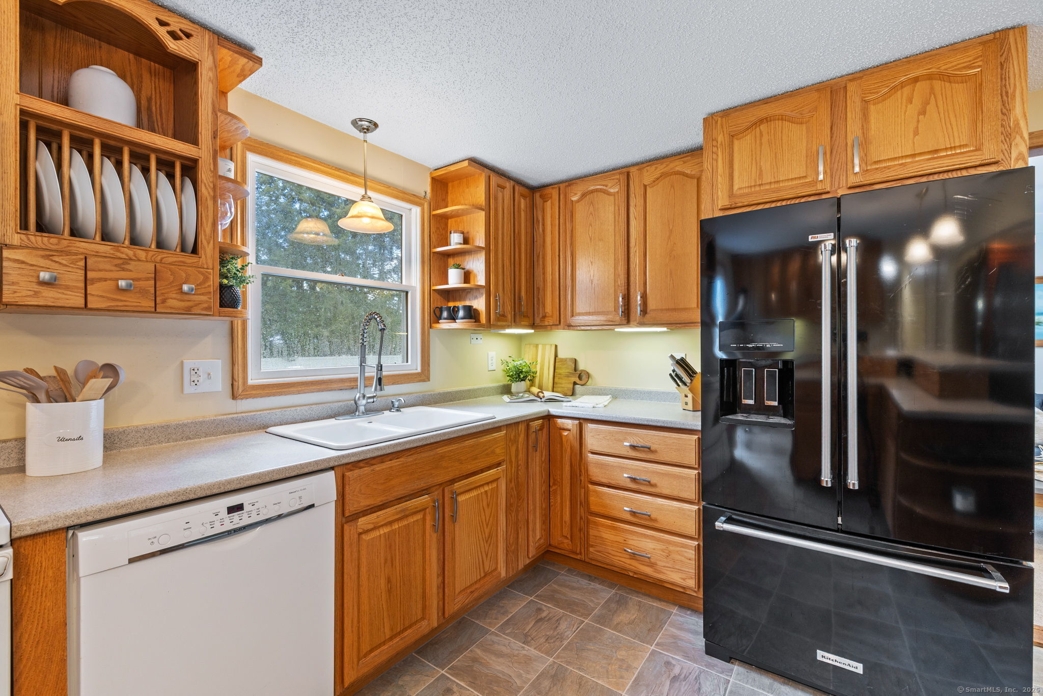 27 Margaret Drive East Windsor CT 06016