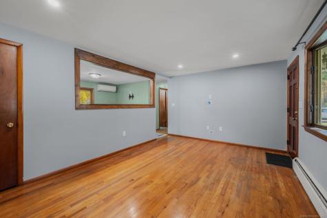 84 Camp Street Middletown CT 06457