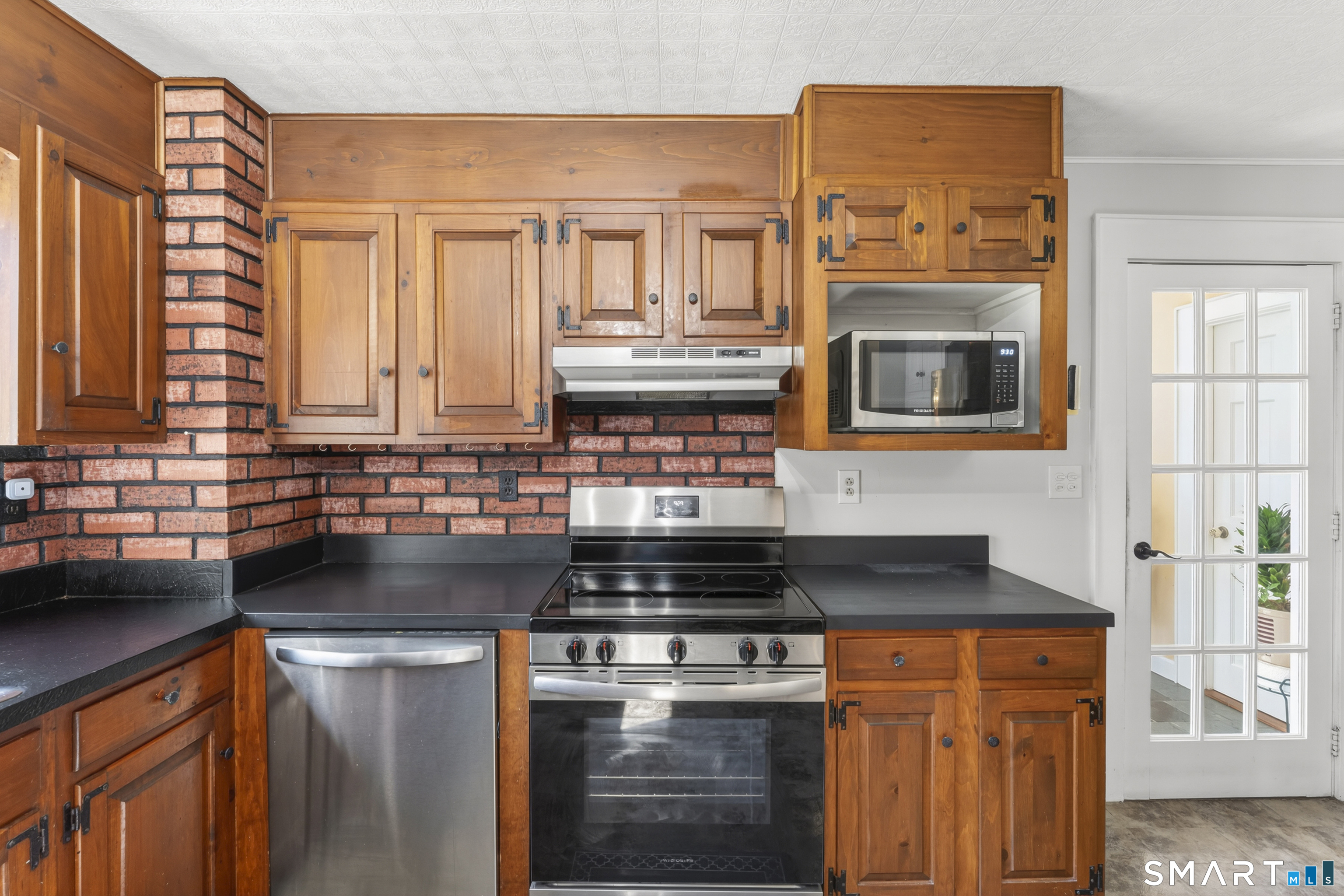 39 Clearview Avenue Danbury CT 06811