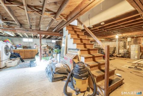 18 Debra Lane Bristol CT 06010