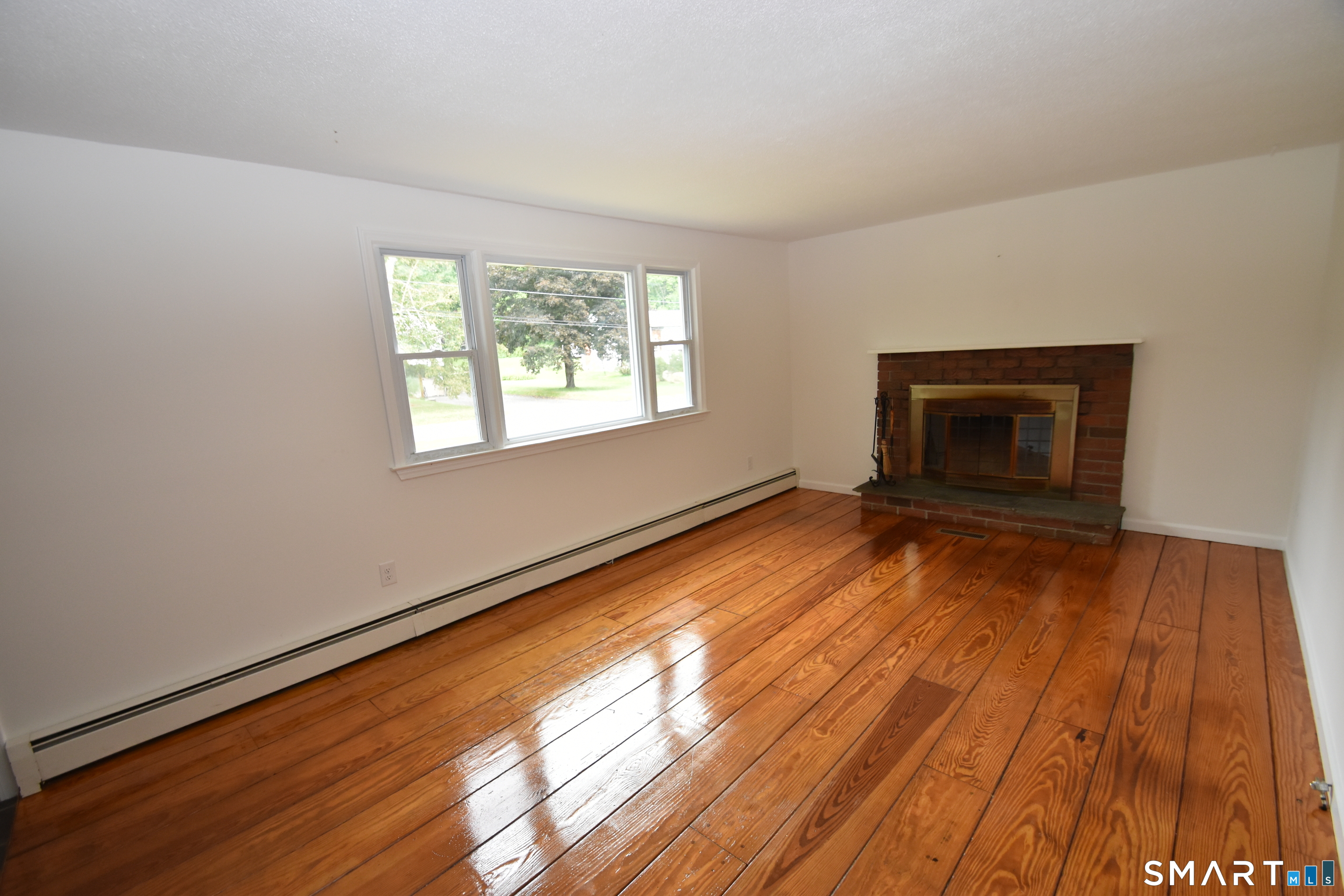 28 Hickory Road Colchester CT 06415