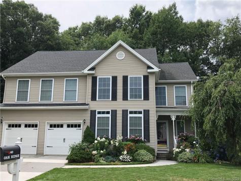 40 Oak Ridge Drive Hamden CT 06518
