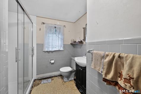 49 Walnut Street East Hartford CT 06108