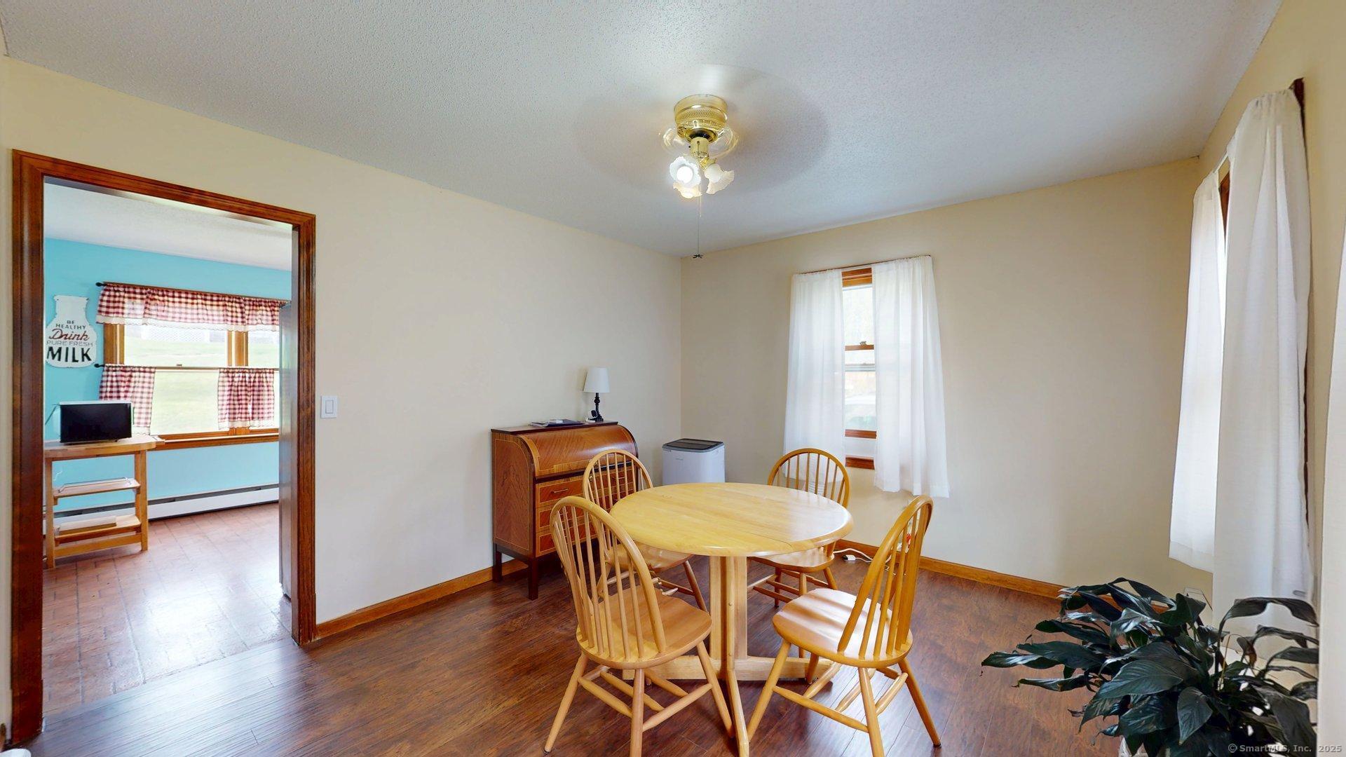 28 Eileen Lane Enfield CT 06082