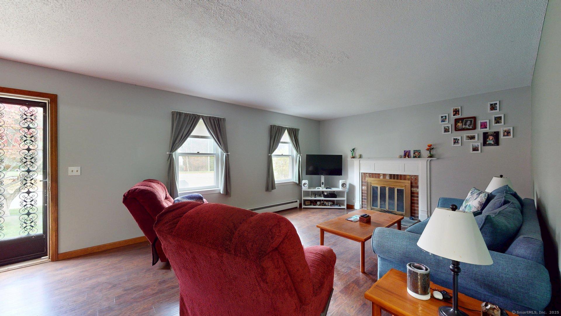 28 Eileen Lane Enfield CT 06082