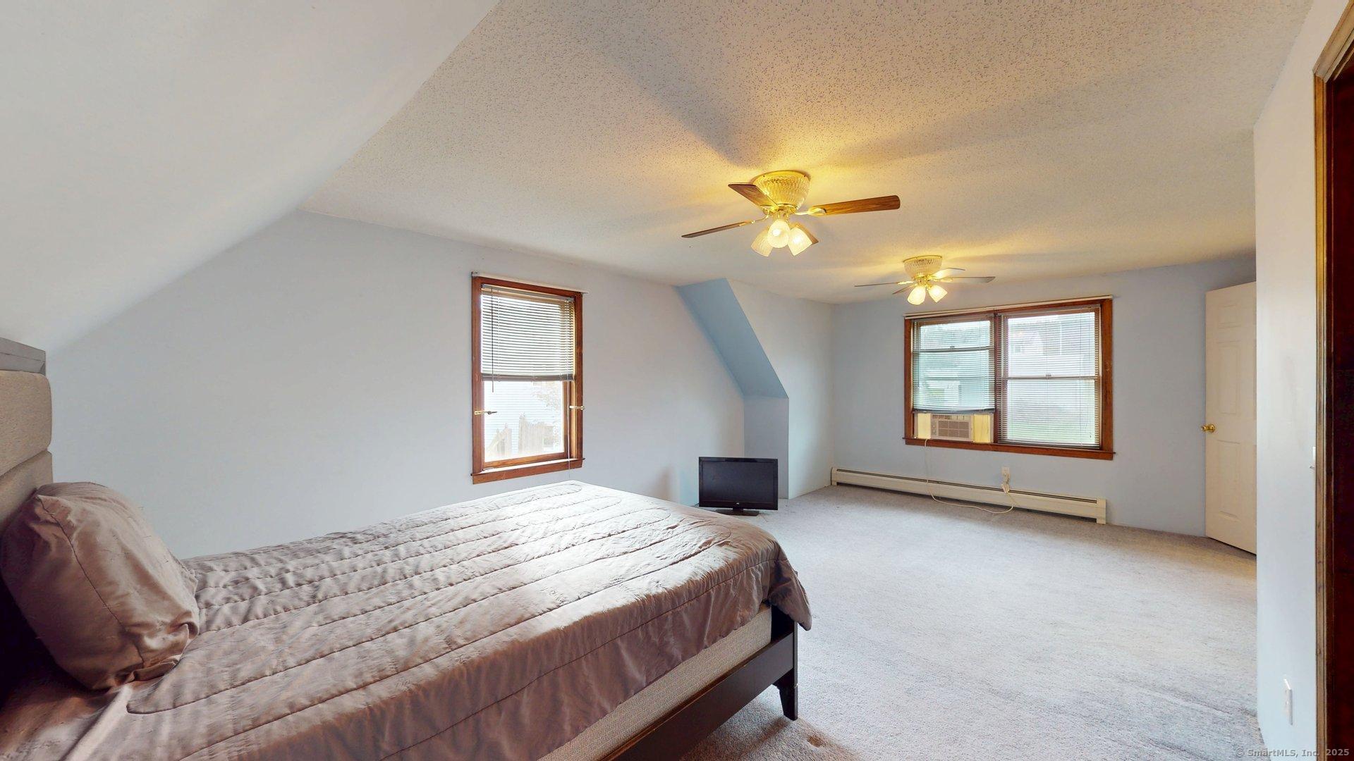 28 Eileen Lane Enfield CT 06082