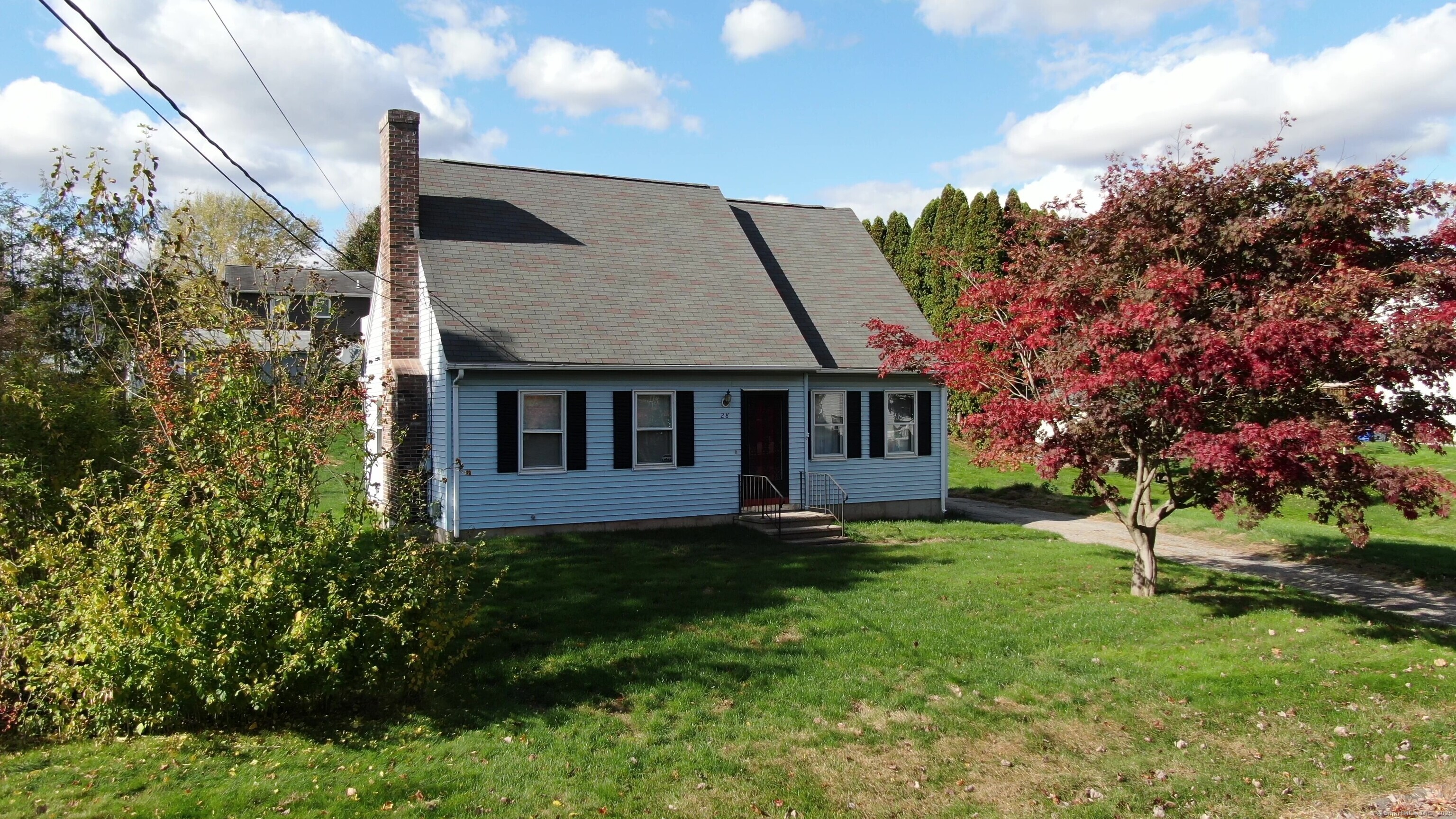 28 Eileen Lane Enfield CT 06082